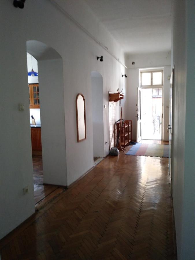 Kis Stacio 11 Beds Appartement Boedapest