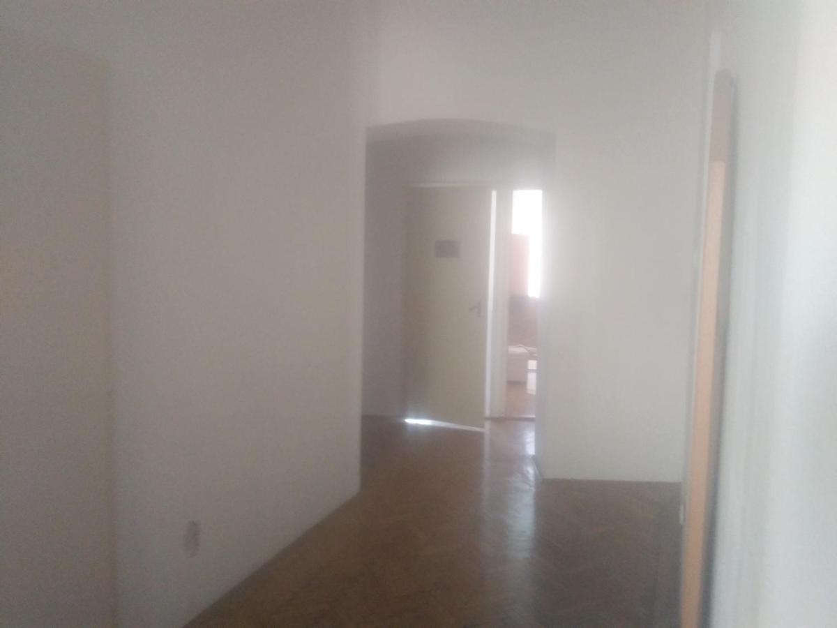 Kis Stacio 11 Beds Apartmán *