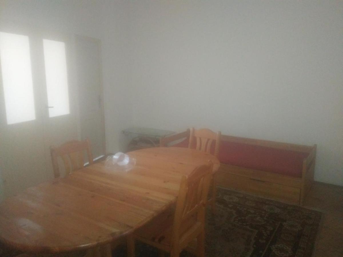 Kis Stacio 11 Beds Appartement Boedapest