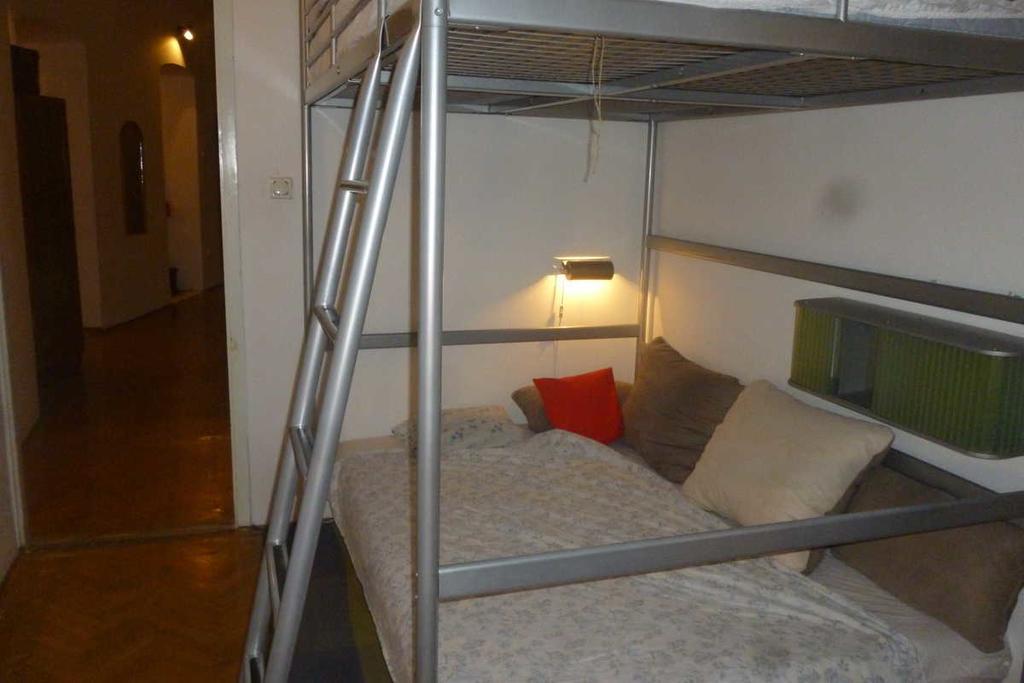 Kis Stacio 11 Beds Apartmán *